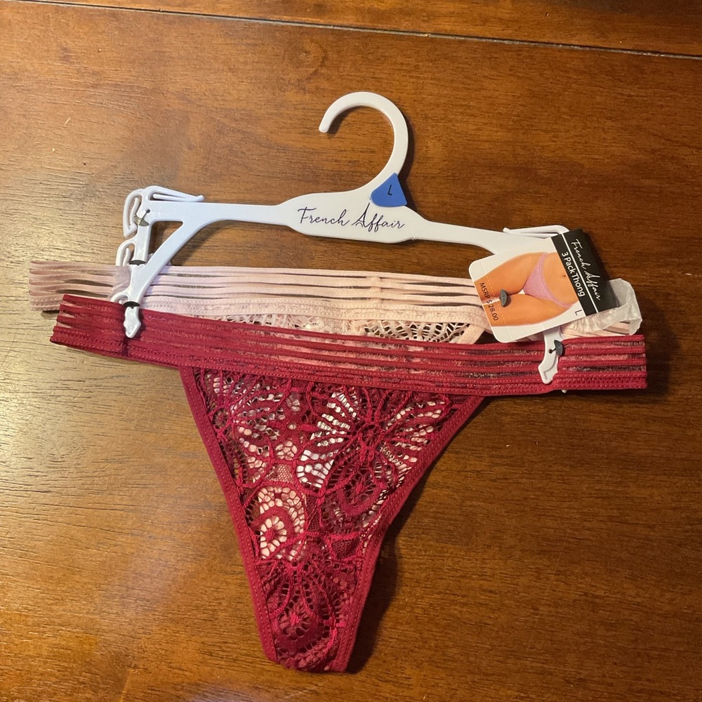 Elegant Cream Striped Bra - Picture 7 of 9